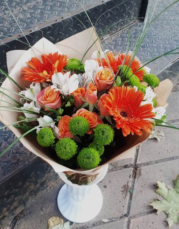 Букет цветов из: Герберы, Хризантемы, Альстромерии и Розы в Коренево