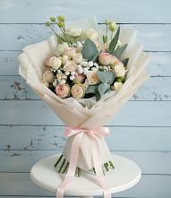 Букет цветов из:  Розы и Лизиантусы #REPLACE_PRED# Коренево