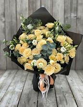 Букет цветов из:  Розы и Лизиантусы в Коренево