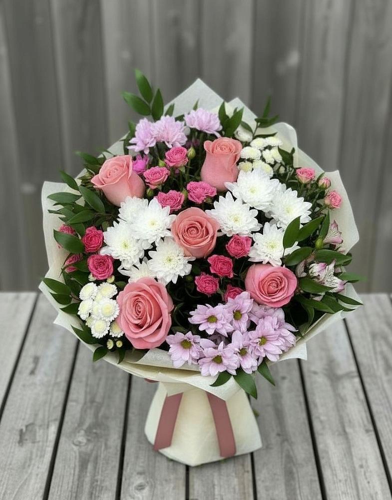 Букет цветов из: Альстромерии, Гвоздики, Розы и Хризантемы в Коренево