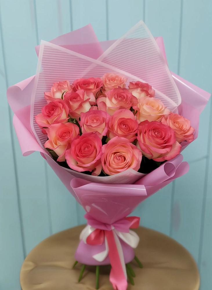 Букет 15 Розовых роз Равель в Коренево