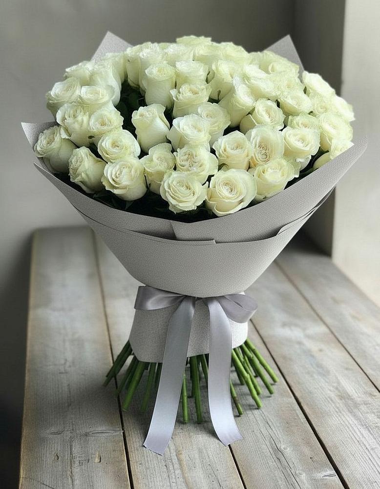 Букет 35 Белых роз в Коренево