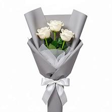 Букет 3 белые розы в Коренево