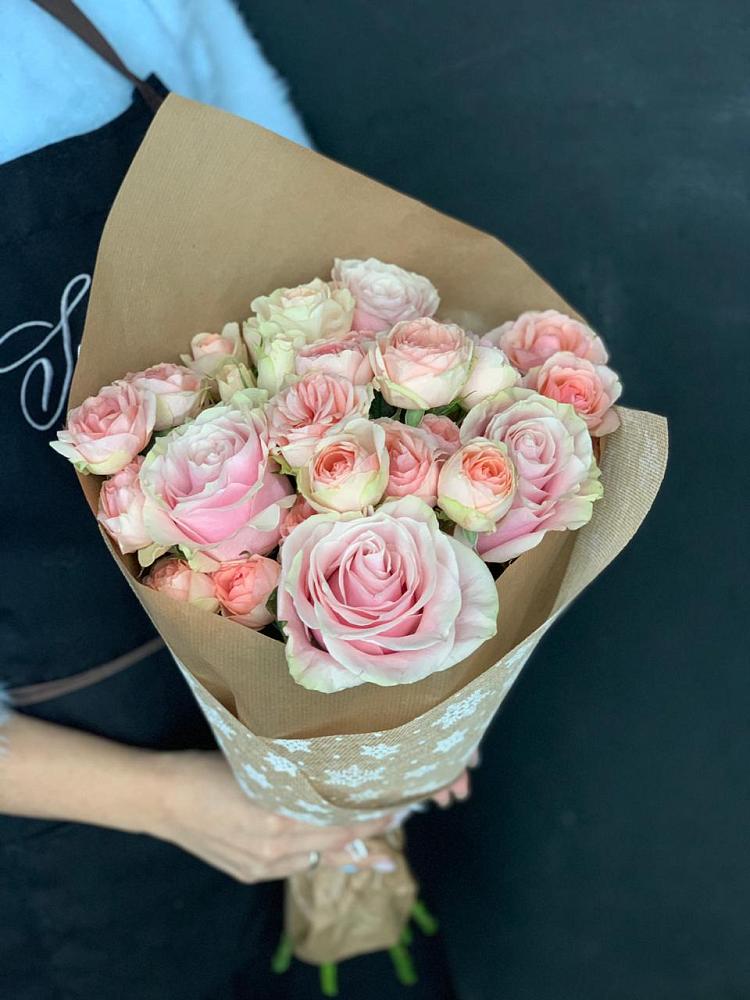 Букет цветов из: Хризантемы и Розы в Коренево