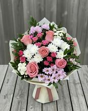 Букет цветов из:  Альстромерии, Гвоздики, Розы и Хризантемы в Коренево