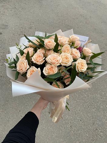Букет Кремовые розы Латте в Коренево