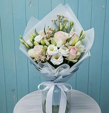 Букет цветов из:  Розы и Лизиантусы в Коренево